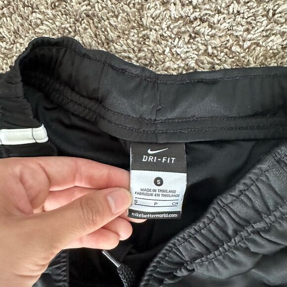 nike dri fit sweatpants black youth size small - Picture 4 of 6